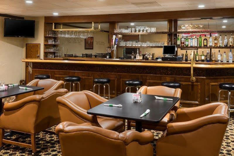Broadway Inn & Suites Оклахома-Сіті Екстер'єр фото