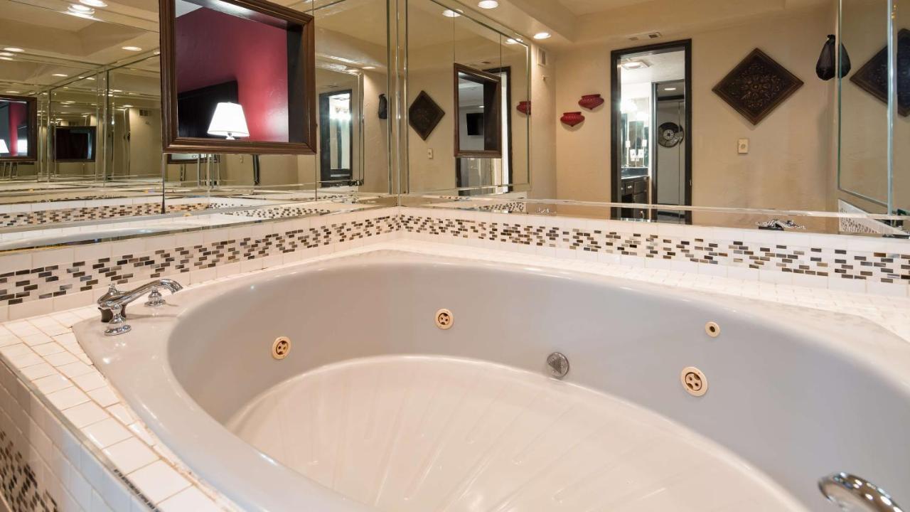 Broadway Inn & Suites Оклахома-Сіті Екстер'єр фото